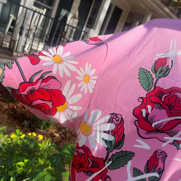 First Row Women’s Artsy Floral Tee, Pink, Large, NWOT - Picture 7 of 11